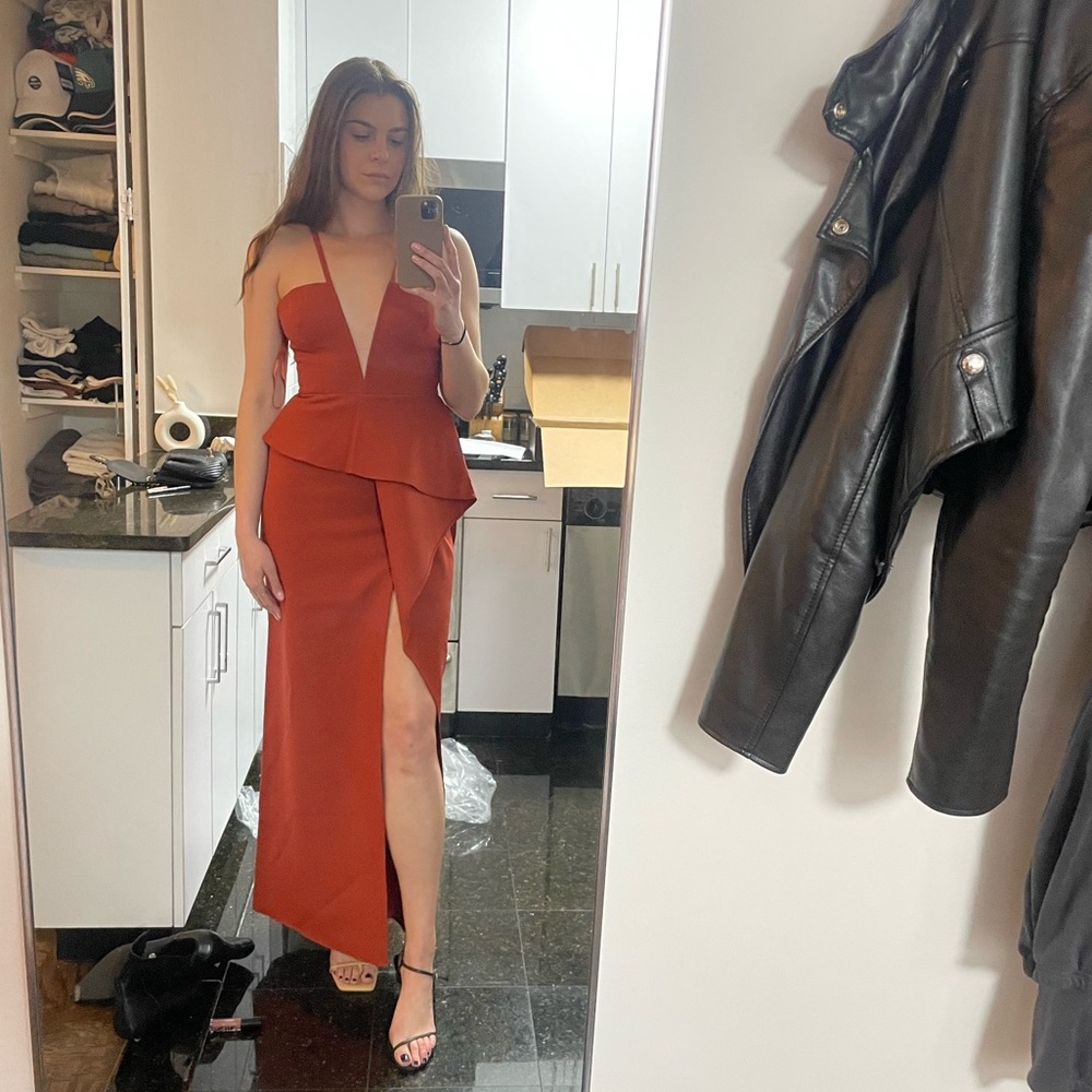 BCBGMAXAZRIA Daphne Peplum Gown | Rust | 4 - Picture 5 of 5